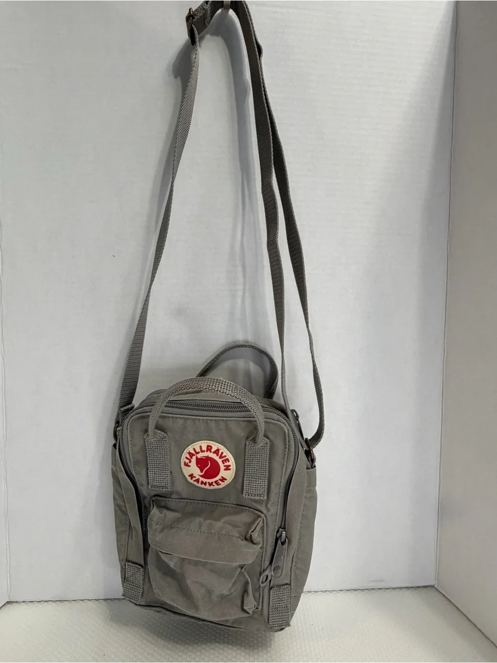 Fjallraven Kånken Small Crossbody Bag - Gray